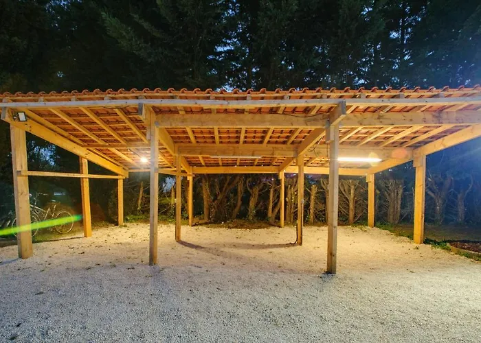 De Moderne A Cote De Bergerac فيلة *